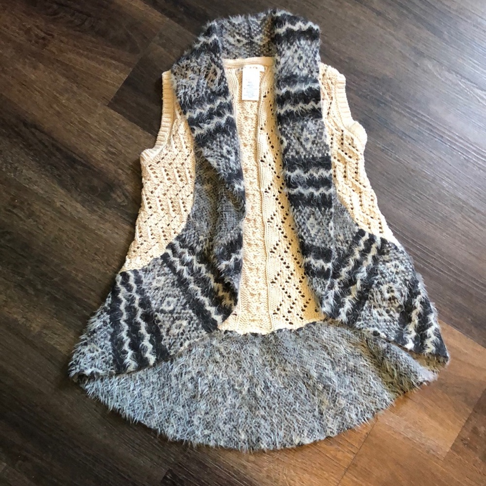 Sleeveless Sweater cardigan